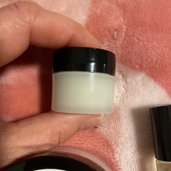 Awesome New Glow For A Cause Bundle - Embrace Scent - Picture 4 of 8